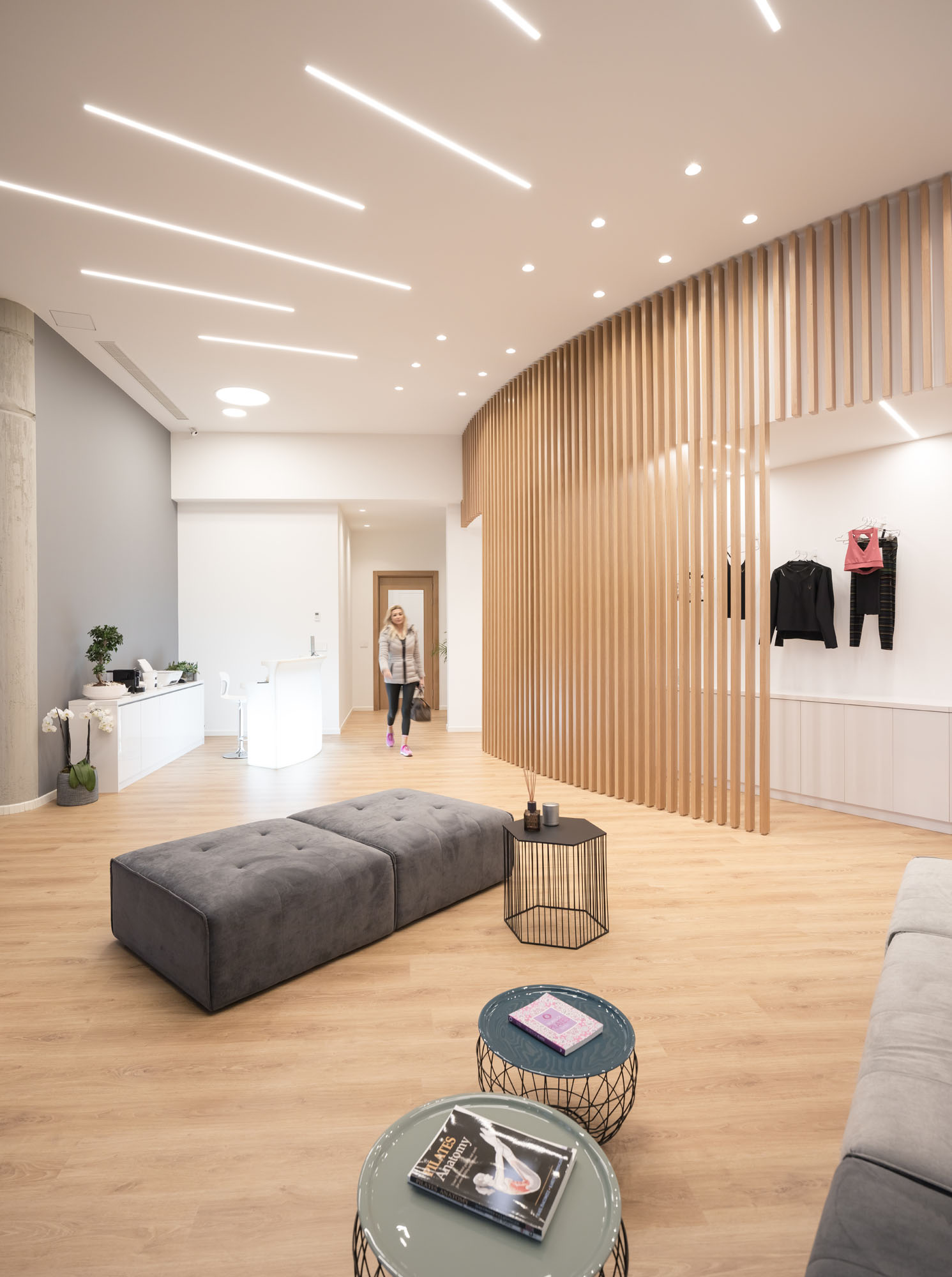 Posto Nove Studio - Adma Branch 6