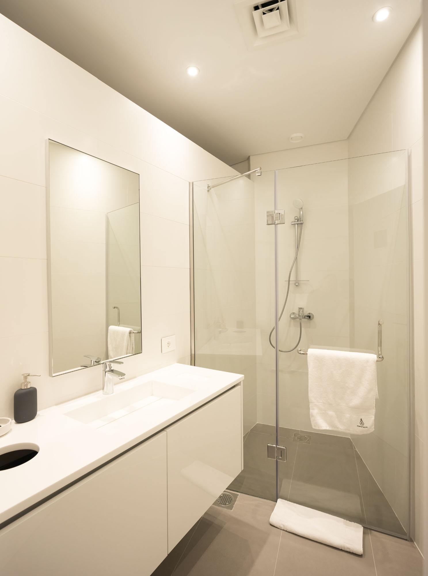 Posto Nove Studio - Adma Branch 7