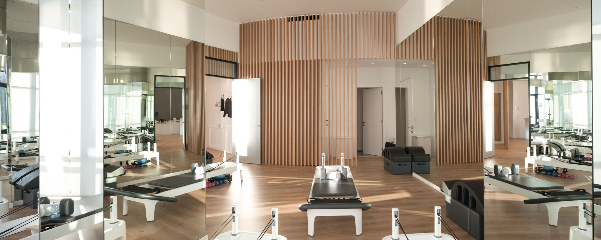 Posto Nove Studio - Adma Branch 8